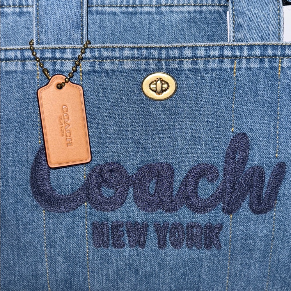 Coach Denim Cargo Medium Tote Sold Out - Picture 5 of 14